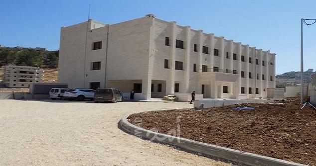 "التربية" تتسلم مشروع بناء مدرسة مهنية في بلدة صوريف قضاء الخليل