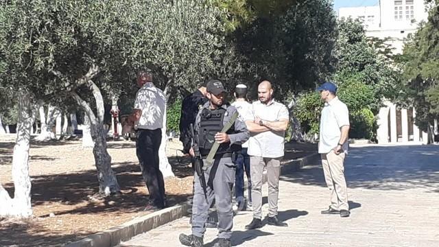 القدس: عشرات المستوطنين يقتحمون المسجد الأقصى