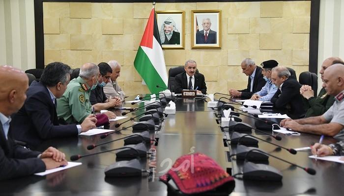 رام الله: اشتية يجتمع بقادة الأجهزة الأمنية لبحث تطورات تفشي "كورونا