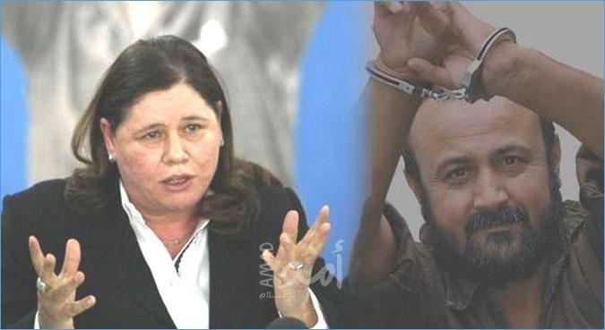 فدوى البرغوثي تزور زوجها القيادي مروان وتطمئن الجميع بقولها: "لنا لقاء قريب"