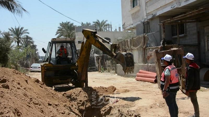 مصلحة مياه بلديات الساحل تنتهي تنفيذ مشروع "انشاء شبكة صرف صحي" في دير البلح