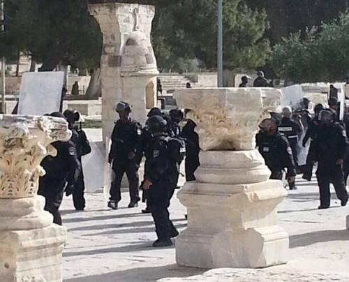 مواجهات في القدس القديمة عقب فرض قيود على دخول 'الأقصى'