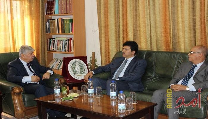 مجدلاني يضع سفيري المملكة المغربية وجمهورية تونس بصورة اخر المستجدات السياسية