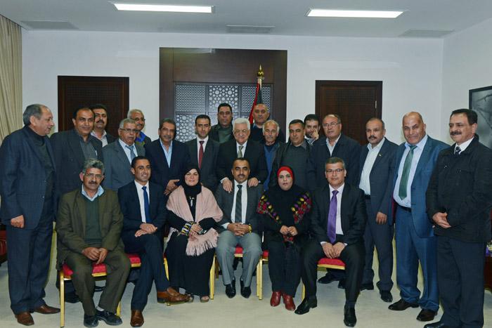 بمباركة الرئيس عباس : انتخاب أمانة عامة جديدة للمعلمين الفلسطينيين