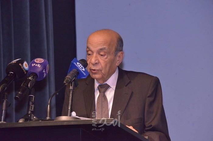 وفاة المناضل الفلسطيني الكبير  "صلاح الدين الدباغ”