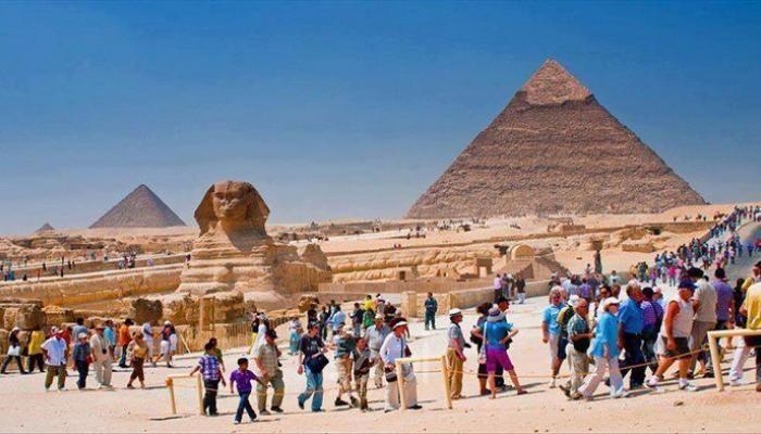 شينخوا: مصر تحقق استقرارًا سياسيًا وأمنيًا ونجاحًا اقتصاديًا في الذكرى العاشرة لـ"ثورة يناير"