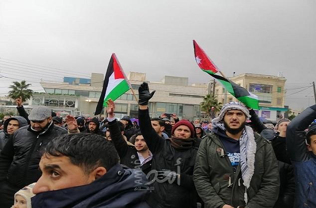 حملة "نزل القاطع".. ساعة بلا كهرباء في الأردن رفضًا لـ"الغاز الإسرائيلي"