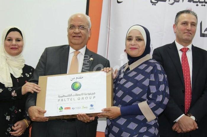 بحضور عريقات.. أريحا: المؤسسة الفلسطينية لتطوير التعليم تنظم حفلاً لتكريم المبدعين