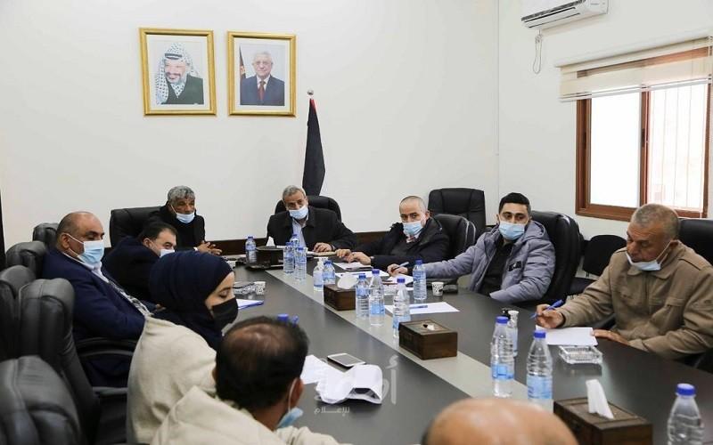 قلقيلية: اجتماع يناقش آليات مواجهة المشاريع الاستيطانية