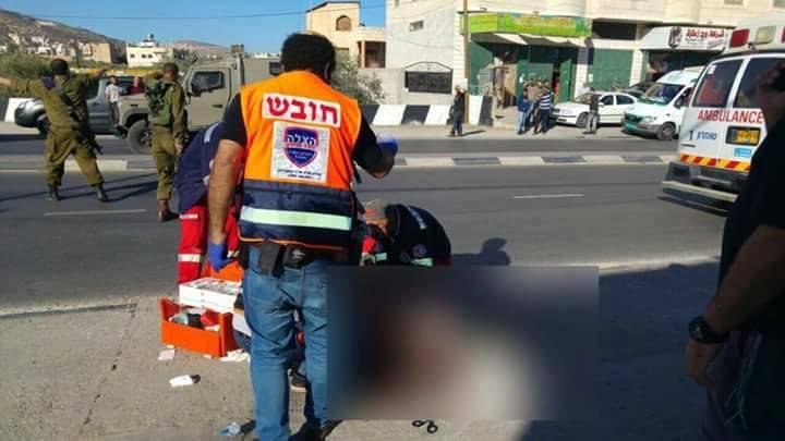 محدث -أصابة الشاب محمد عامر فلسطيني بجراح خطيرة وسط حوارة بنابلس بزعم عملية طعن