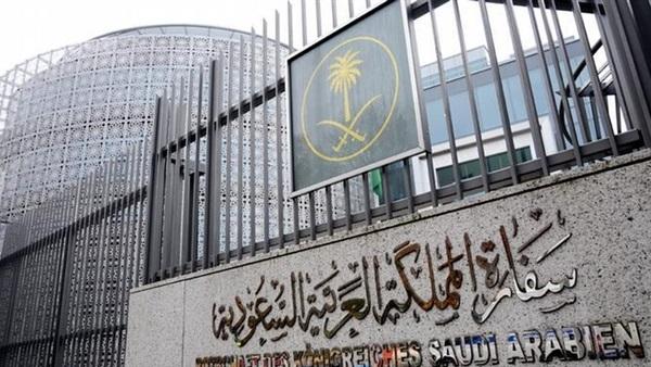 السفارة السعودية بفرنسا تدعو مواطنيها لتجنب مناطق الإحتجاج