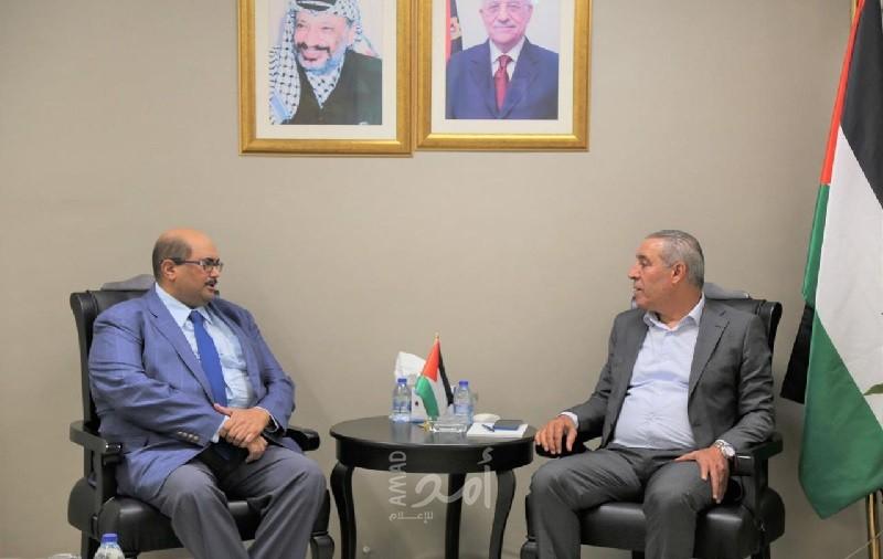الشيخ يستقبل ممثل جنوب أفريقيا لدى فلسطين