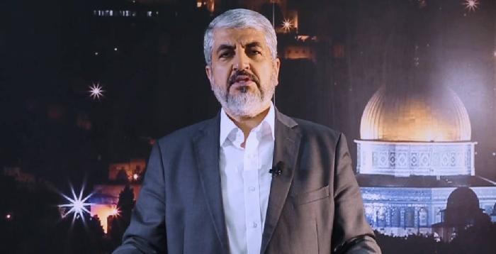 مشعل يهاتف عائلة الشهيد نور بركة ويثني على بطولته