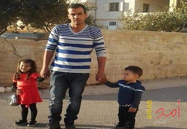 عباس يهاتف ذوي الشهيد "حمدي النعسان"
