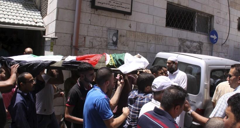 تشيع جثمان الطفل شريم الذي استشهد في تفجيرات تركيا في قلقيلية