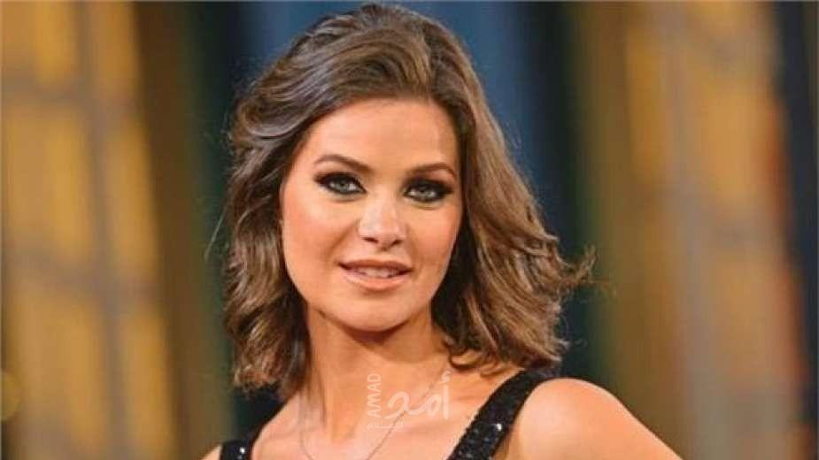 بالصور .. يسرا اللوزي تصدم الجميع بصورها في الطفولة
