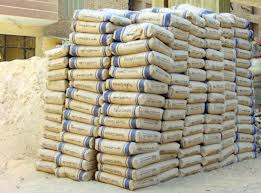 دخول مواد البناء لغزة لأول مرة بعد الحرب