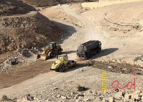 قوات الاحتلال تمدد إغلاق الشوارع المؤدية للخان الأحمر