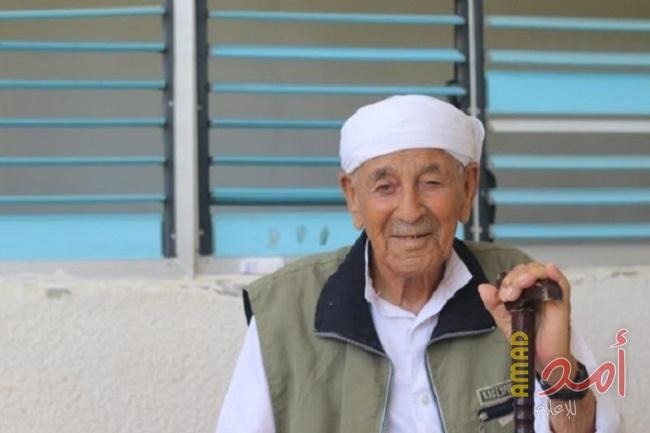 بالصور - وفاة المعمر أبو خليل البحيصي الملقب"بالعمدة " عن عمر ناهز 97 عاماً