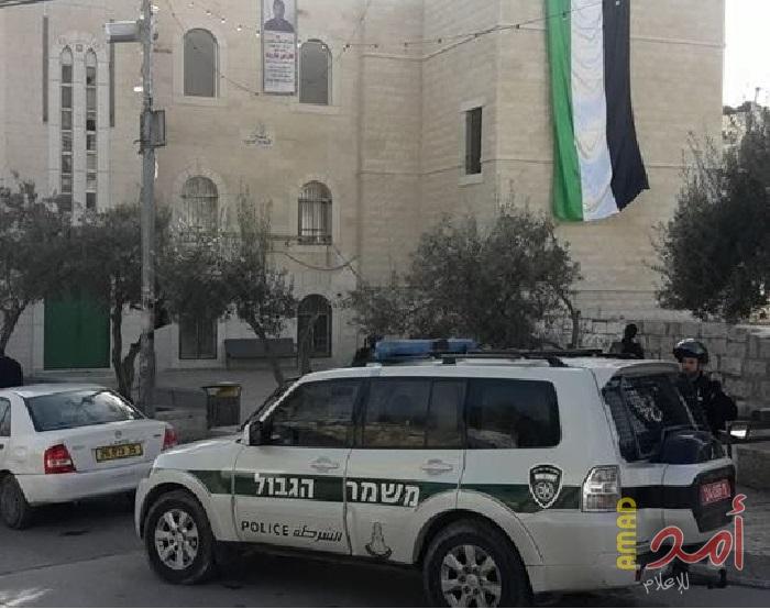 قوات الاحتلال تقتحم مسجد في قرية العيساوية بالقدس