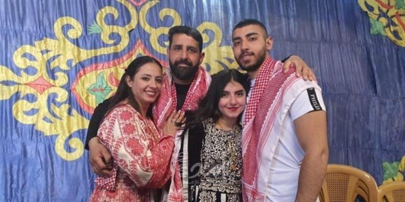 الجبهة الشعبية تهنئ القائد المقدسي "مجد بربر" بتنسمه عبير الحرية