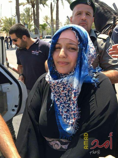 فيديو ..اعتقال فلسطينية قرب حي المصرارة بالقدس بزعم  محاولتها تنفيذ عملية طعن