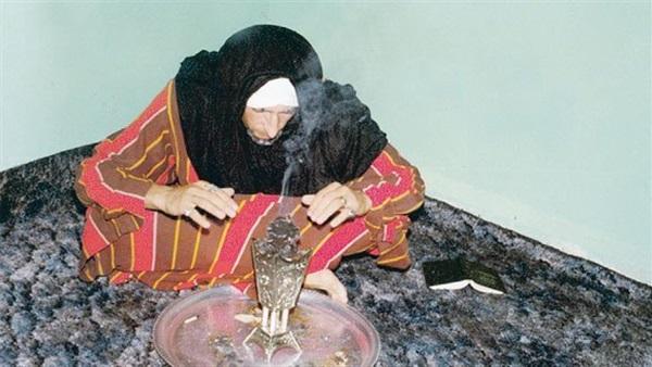 مشعوذ يستولي على ثروة مليونير مغربي‎ بطريقته الخاصة