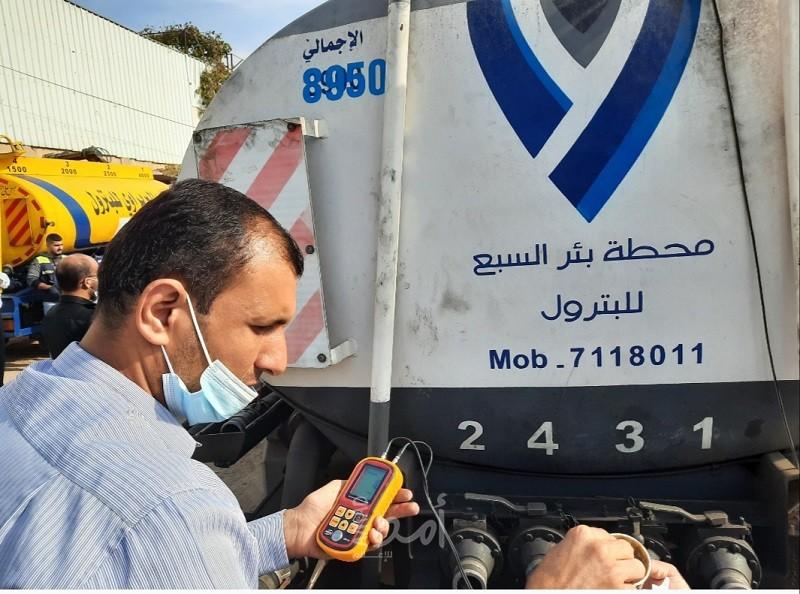 موقع يكشف عن دول زودت إسرائيل بالوقود خلال حرب غزة