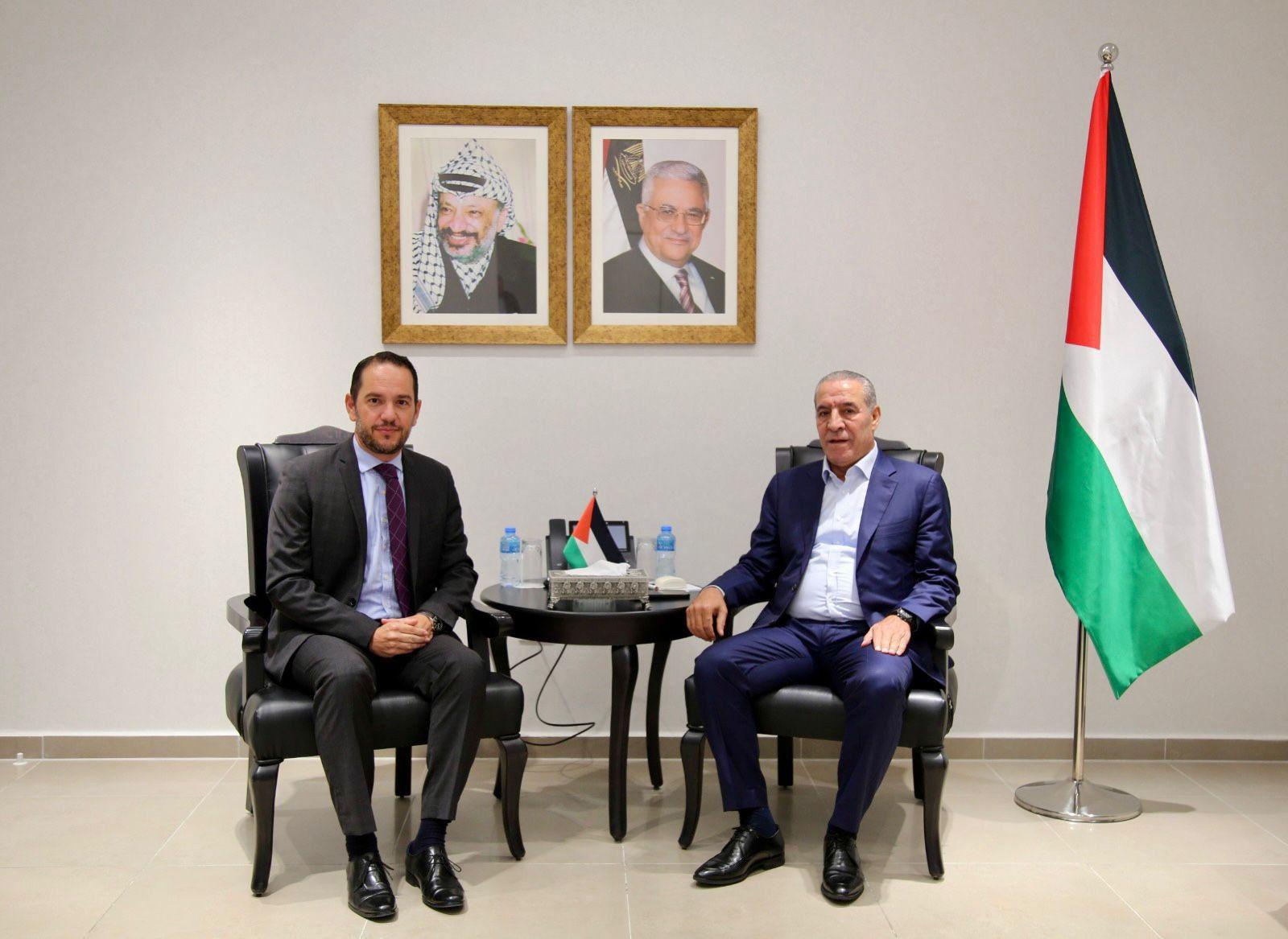الشيخ يناقش مع القنصل الفرنسي المستجدات على الساحة الفلسطينية