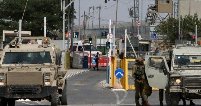 القدس المحتلة: إصابة شاب فلسطيني برصاص جيش الاحتلال قرب حاجز حزما