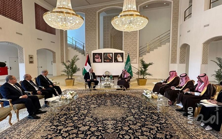 وفد فلسطيني برئاسة الشيخ يلتقي وزير الخارجية السعودي