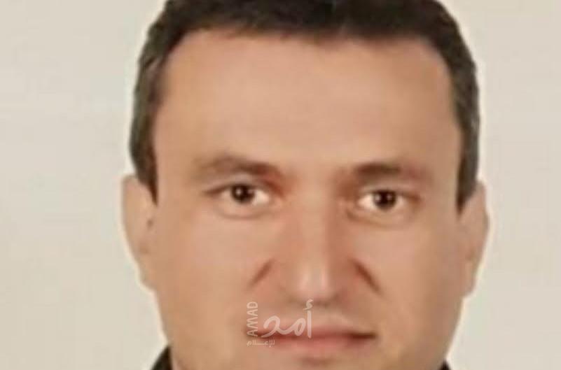 بين الحضور الشكلي والراتب المضمون