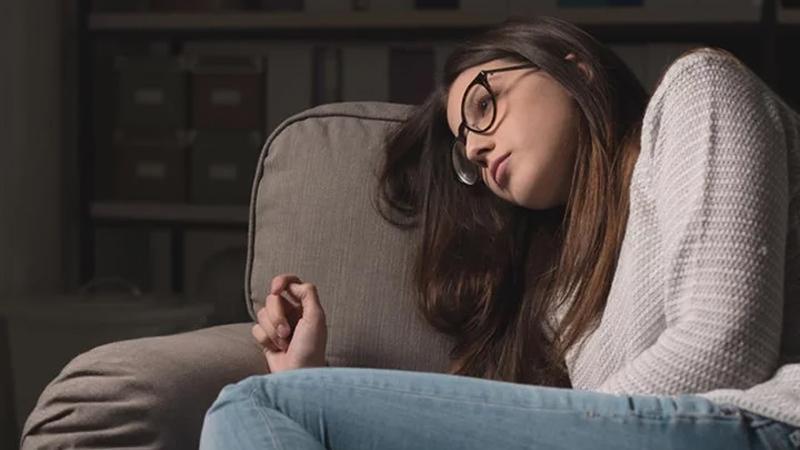 كيف تتعامل مع مشاعر حزن فقدان أحد الوالدين؟