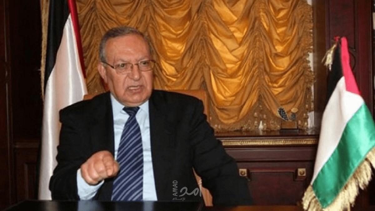 الرئيس عباس ينعى المناضل الوطني الكبير عبد الله عبد الله