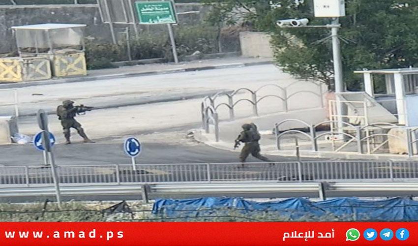 محدث - جيش الاحتلال يغتال فلسطينيين قرب الخليل- فيديو