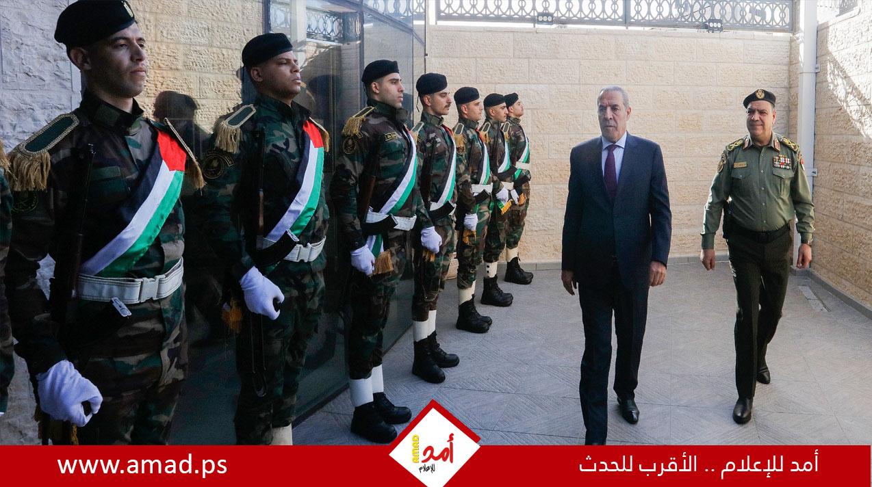 الشيخ يزور مقر قيادة الاستخبارات العسكرية