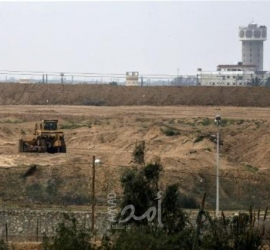 صحيفة: إسرائيل تعيد سياسة "الجدار والبرج" على حدود مصر والأردن