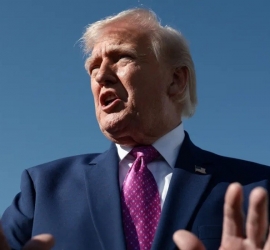 متراجعا للوراء..ترامب: استعادة اليورانيوم المخصب الإيراني ستكون عملية طويلة وصعبة