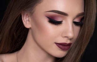 4 ألوان آيشادو مناسبة للعيون البنية