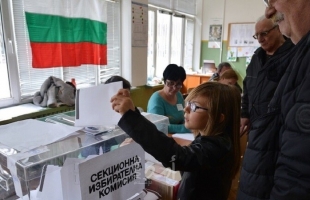 بلغاريا: بدء التصويت بالجولة الثانية من الانتخابات الرئاسية