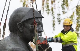 فنلندا تزيل آخر "تماثيل لينين" من مدينة كوتكا