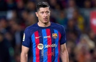 ليفاندوفسكي يعرض نفسه على ميلان الإيطالي ويرفض الدوري السعودي