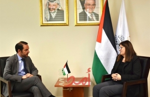 شاهين تبحث مع القنصل العام الفرنسي أهمية الاعتراف بدولة فلسطين