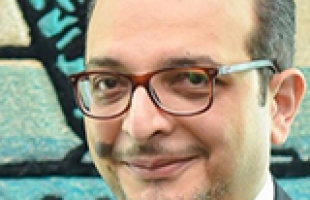 على خطى إيدن ونيكسون.. ترامب على الحافة