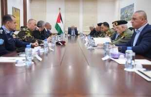 الشيخ يعقد اجتماعا أمنيا بحضور رئيس الوزراء وكبار المسؤولين لبحث المستجدات السياسية والأمنية