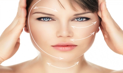 انتفاخ الوجه صباحًا.. أسباب شائعة وحلول بسيطة للتخلص منه