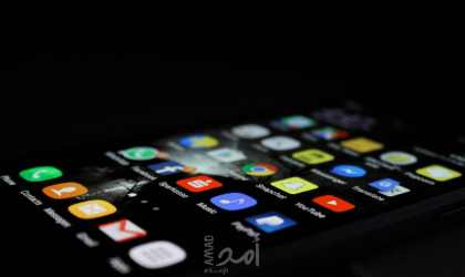 10 تطبيقات تستنزف بطارية موبايلك.. احذفها فورًا