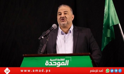 منصور عباس يدعو لإقامة حكومة "وحدة" إسرائيلية لإعادة الرهائن