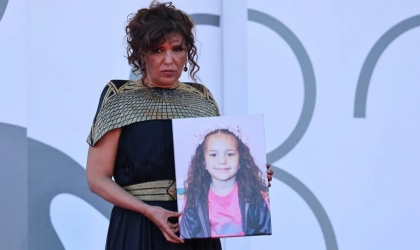 عباس يهاتف مُخرجتَي فيلمَي "صوت هند رجب" و"فلسطين 36"..مشيدا