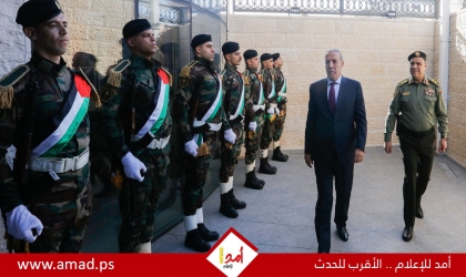 الشيخ يزور مقر قيادة الاستخبارات العسكرية